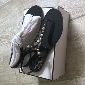 NWT Guess Janaye Jelly T-Strap Sandals with Studs and Pearls